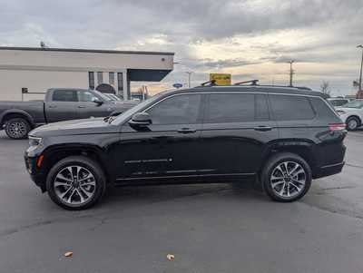 2022 Jeep Grand Cherokee L, $32900. Photo 5