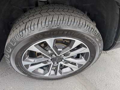 2022 Jeep Grand Cherokee L, $32900. Photo 9