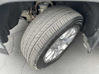 2018 GMC 1500 Crew Cab, $21990. Photo 11