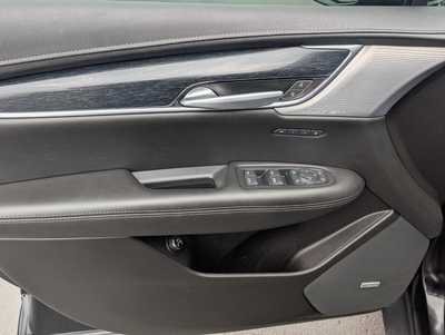 2023 Cadillac XT5, $33987. Photo 10