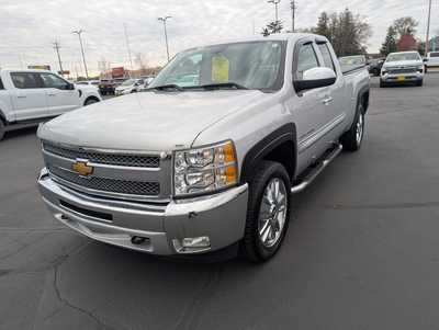 2013 Chevrolet 1500 Ext Cab, $14989. Photo 4