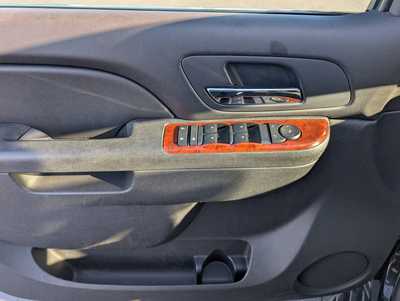 2012 GMC Yukon XL, $13987. Photo 11