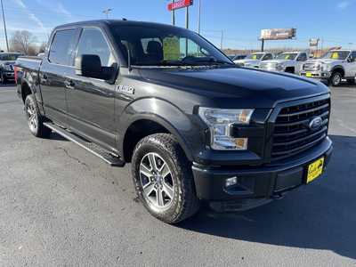 2015 Ford F150 Crew Cab, $19967. Photo 2
