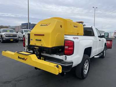 2017 Chevrolet 3500 Reg Cab, $38985. Photo 8