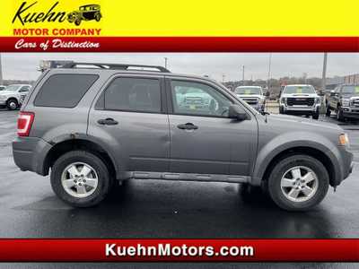 2009 Ford Escape, $2995. Photo 1