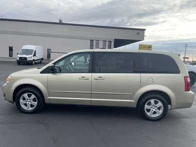 2010 Dodge Caravan, Grand, $8997. Photo 5