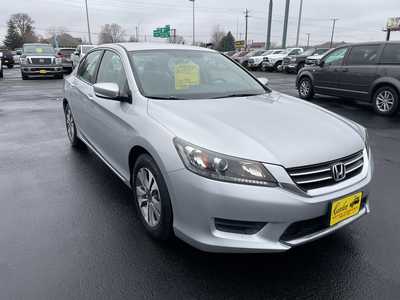2013 Honda Accord, $11937. Photo 2