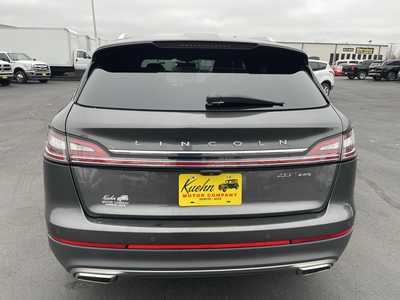 2019 Lincoln Nautilus, $20987. Photo 7