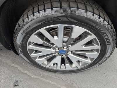 2022 Ford Escape, $19977. Photo 9