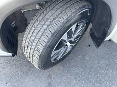 2021 Toyota Highlander, $35987. Photo 10