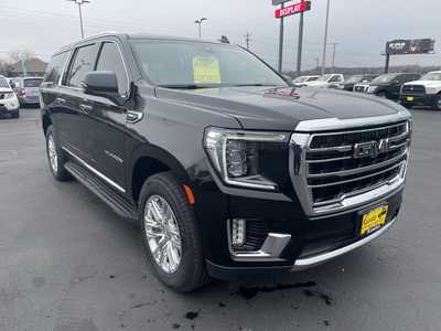 2021 GMC Yukon XL, $41987. Photo 2