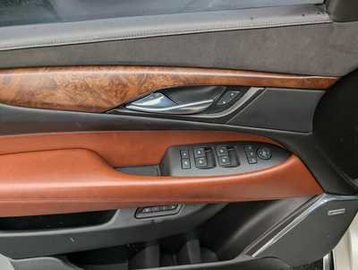 2015 Cadillac Escalade ESV, $23987. Photo 10
