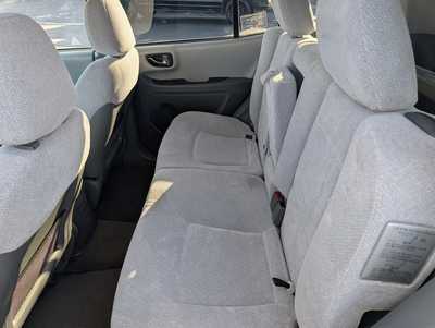 2005 Hyundai Santa Fe, $8995. Photo 9