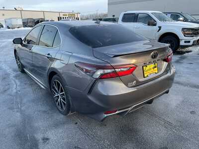 2021 Toyota Camry, $26997. Photo 6