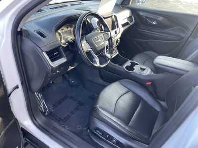 2021 GMC Terrain, $15987. Photo 12