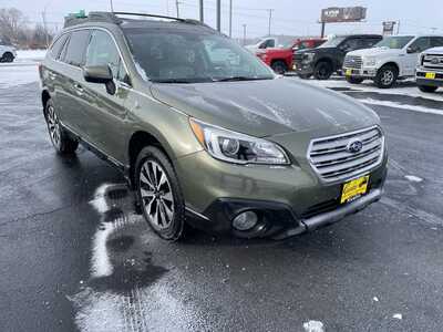 2016 Subaru Outback, $18987. Photo 2