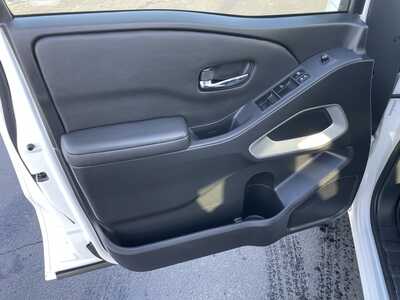 2023 Nissan Frontier, $32695. Photo 12