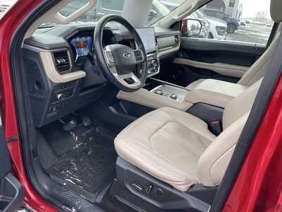 2022 Ford Expedition, $47925. Photo 12