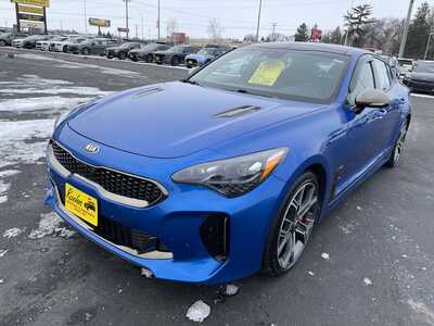 2020 Kia Stinger, $31925. Photo 4