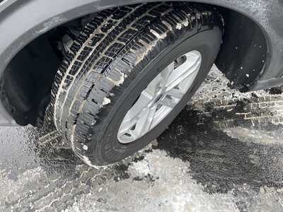 2020 Ford Explorer, $23477. Photo 10