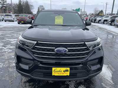 2020 Ford Explorer, $23477. Photo 3
