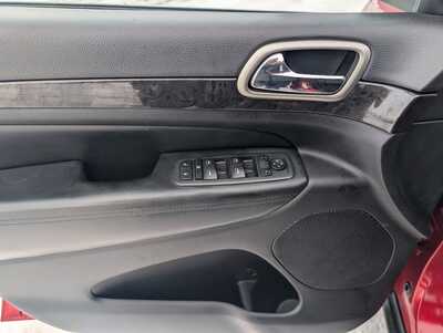 2011 Jeep Grand Cherokee, $12987. Photo 10