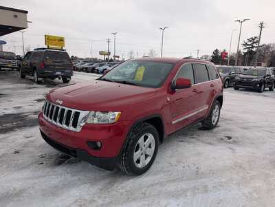 2011 Jeep Grand Cherokee, $12987. Photo 4