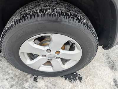 2011 Jeep Grand Cherokee, $12987. Photo 9