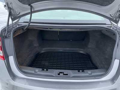 2014 Ford Taurus, $8995. Photo 10
