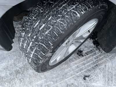 2014 Ford Taurus, $8995. Photo 9