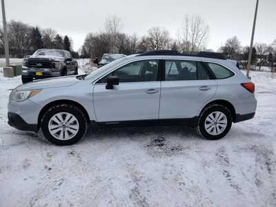 2017 Subaru Outback, $14450. Photo 5