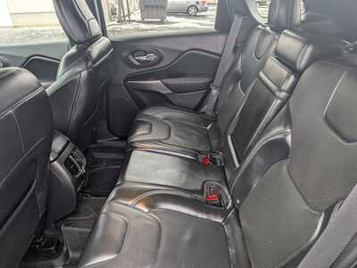 2019 Jeep Cherokee, $17988. Photo 10