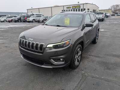 2019 Jeep Cherokee, $17988. Photo 4