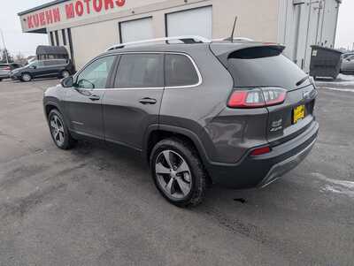2019 Jeep Cherokee, $17988. Photo 6
