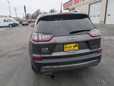 2019 Jeep Cherokee, $17988. Photo 7
