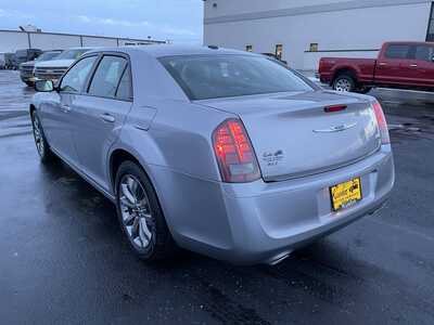2014 Chrysler 300, $11987. Photo 7
