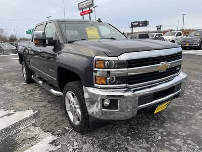 2016 Chevrolet 2500 Crew Cab, $22241. Photo 2