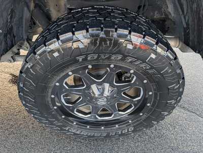 2020 Jeep Gladiator, $30926. Photo 10