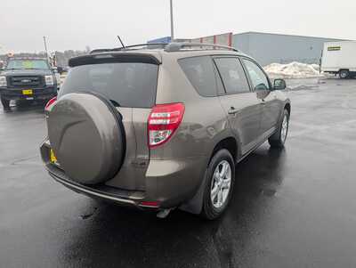 2012 Toyota RAV4, $14982. Photo 8