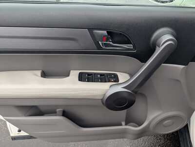 2009 Honda CR-V, $9994. Photo 10