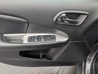 2019 Dodge Journey, $11913. Photo 10