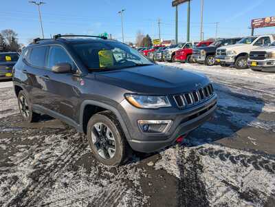 2015 Jeep Grand Cherokee, $15936. Photo 2