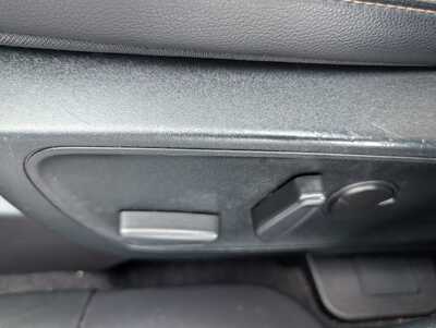 2020 Ford Escape, $18987. Photo 12