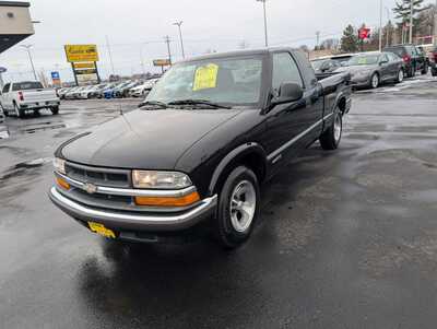 1998 Chevrolet S-10 Ext Cab, $6495. Photo 4