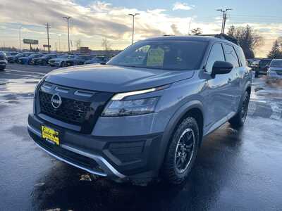 2023 Nissan Pathfinder, $26987. Photo 4