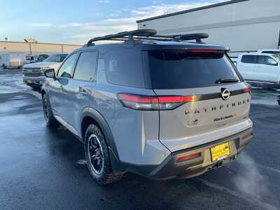 2023 Nissan Pathfinder, $26987. Photo 6