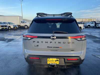 2023 Nissan Pathfinder, $26987. Photo 7