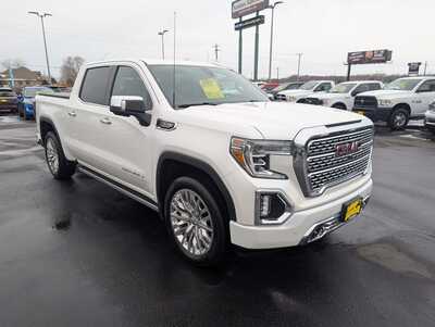 2019 GMC 1500 Crew Cab, $37985. Photo 2