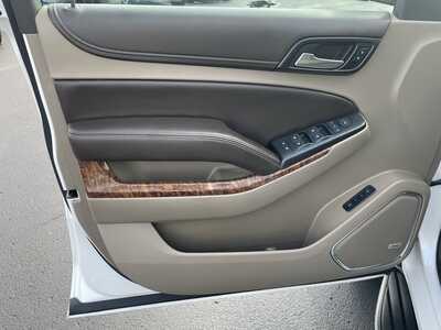 2016 Chevrolet Tahoe, $21990. Photo 11