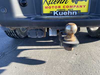 2011 Ford F150 Crew Cab, $10900. Photo 7